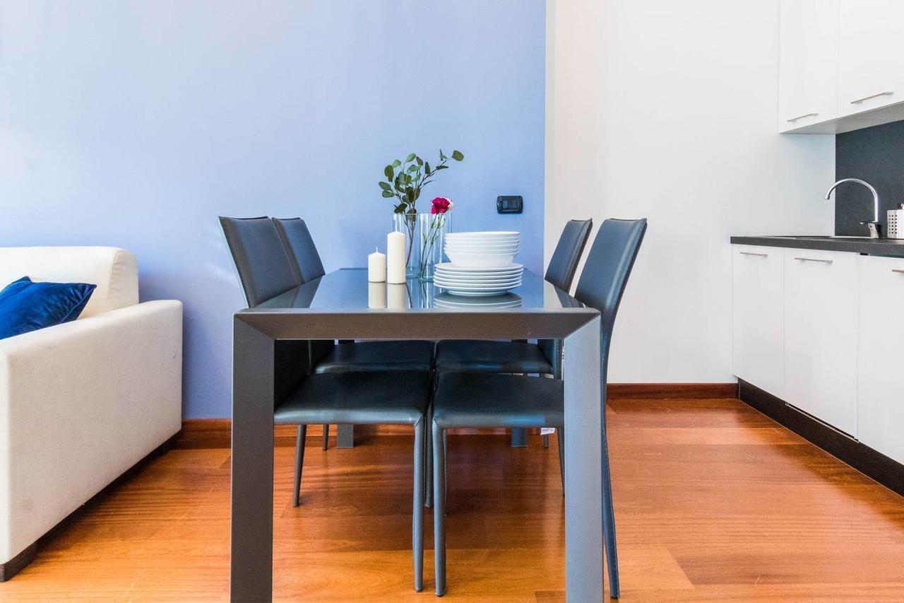 Hintown Duomo Via Baracchini Apartment Milan Exterior photo