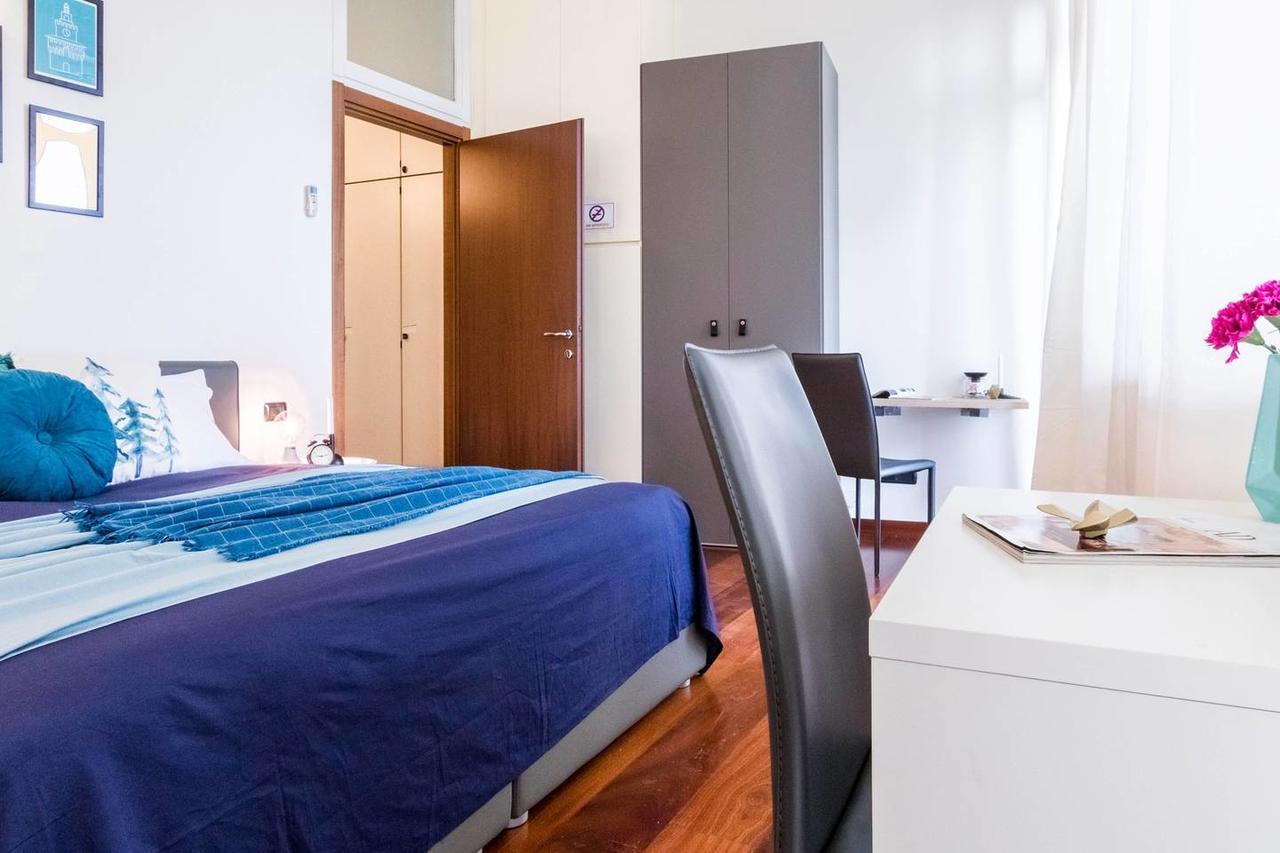 Hintown Duomo Via Baracchini Apartment Milan Exterior photo