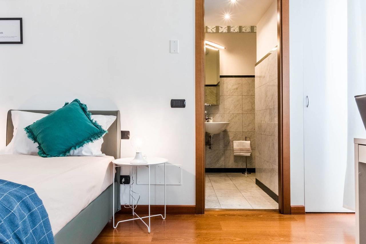 Hintown Duomo Via Baracchini Apartment Milan Exterior photo